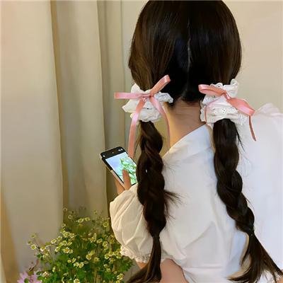 女孩，女孩Ⅱ：公寓与爱情
